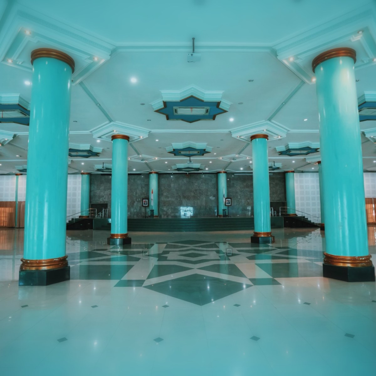 Dua pagi di kampus&nbsp;terpadu