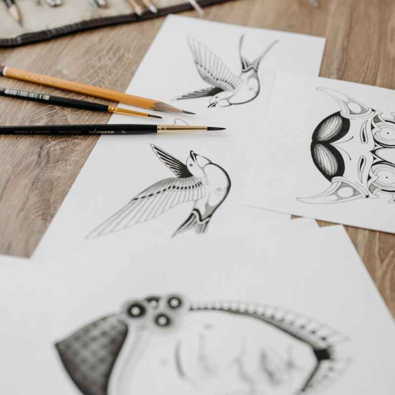 Di antara kaset dan&nbsp;karton